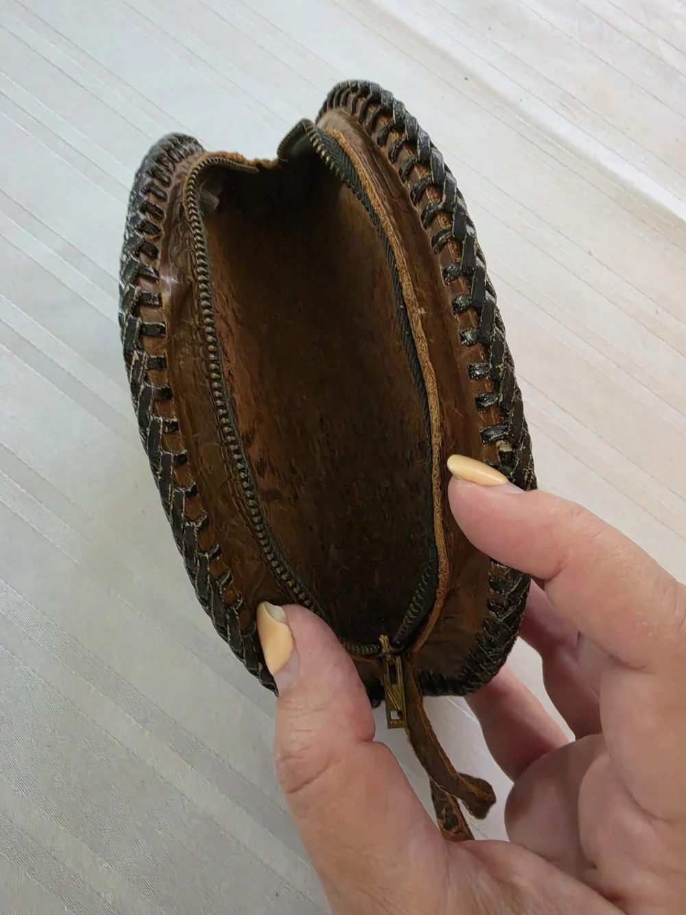 Vintage Mexican Hand-tooled Leather Half-moon Clutch Coin Purse Mid-Century Boho